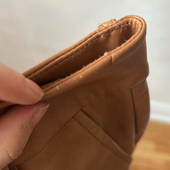 7 For All Mankind Faux Leather Shorts size XS brown camel pleather vegan - Picture 7 of 11